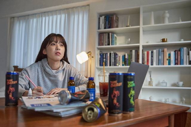 시험기간이라도 지나치게 많은 카페인을 섭취하지 않게 주의해야 한다. /게티이미지뱅크