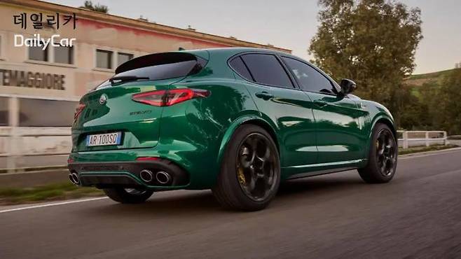 알파로메오, 스텔비오 콰드리폴리오 100 애니버사리오