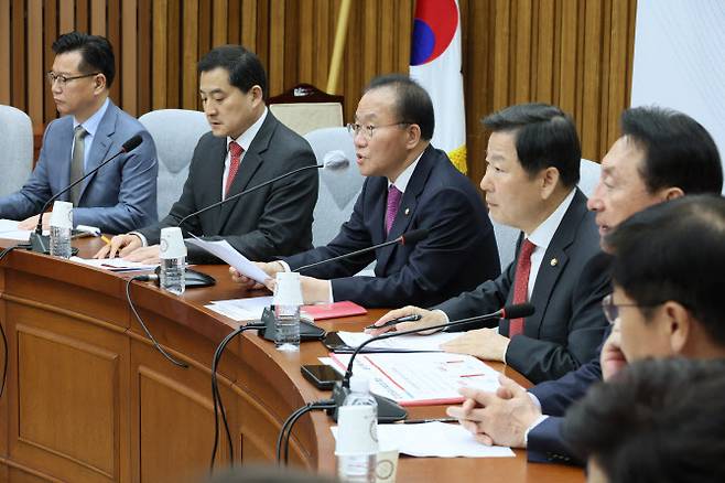 18일 오전 국회에서 열린 국민의힘 원내대책회의에서 주요 당 지도부들이 참석해 있다.(사진=연합뉴스 제공)