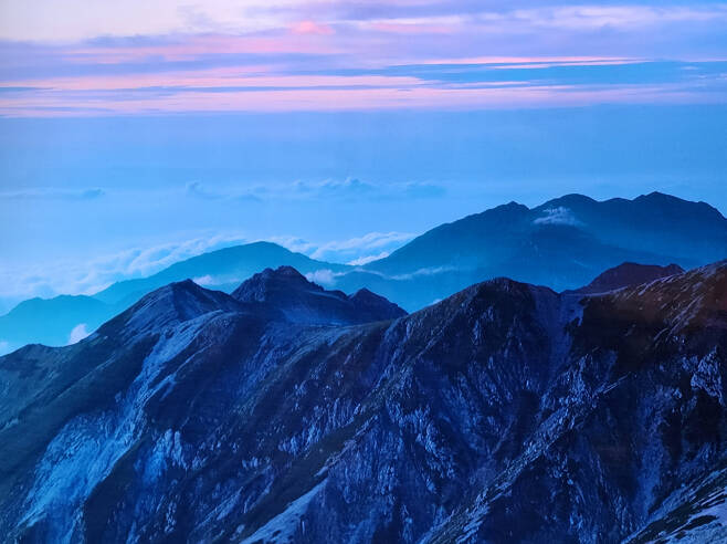 도야마-나가노 현 일대 타테야마 산 등 ‘일본 알프스’