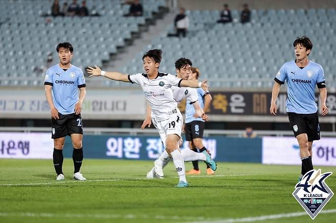 [서울=뉴시스]안산 이현규. 2023.04.19. (사진=한국프로축구연맹 제공)  *재판매 및 DB 금지