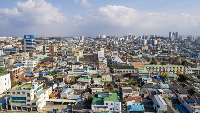 ▲익산시가 신혼부부와 청년들을 위한 주거안정 금융정책을 본격 시행한다. 사진은 익산시내 주택단지. ⓒ