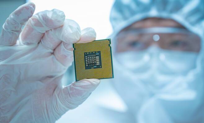 글로벌 반도체 패권 다툼이 한층 치열해지고 있다. / 사진=이미지투데이