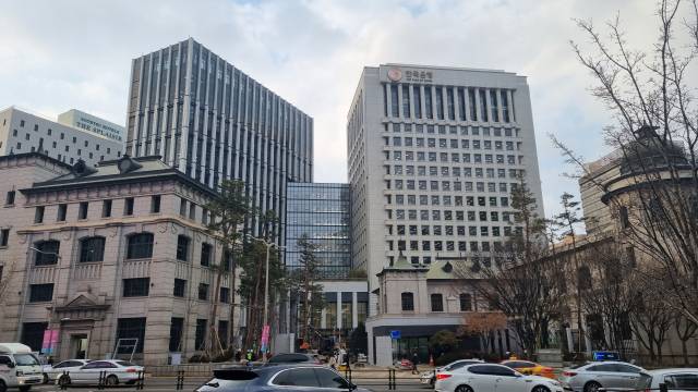 리모델링이 끝난 한국은행 본관과 신축 통합별관. 사진=조지원 기자