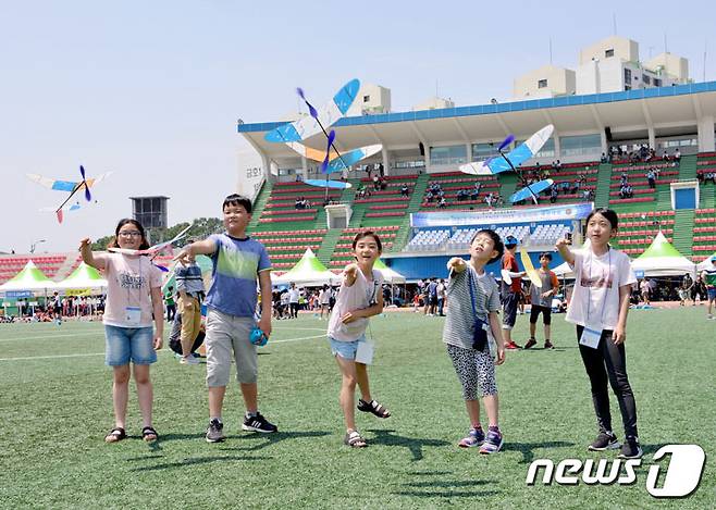 공군참모총장배 스페이스 챌린지 전북지역 예선대회가 5월20일 군산월명종합경기장에서 진행된다.(38전대 제공) 2023.4.21/뉴스1