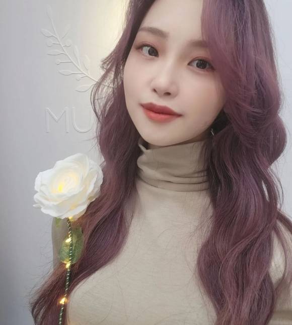 지난 달 2일 'MBC 실화탐사대'에서 초중고 12년간 학교폭력(학폭)을 당한 사실을 밝힌 유튜버 표예림 씨. [표예림 인스타그램 캡처]