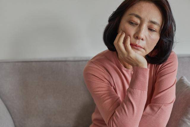 변덕스러운 날씨가 잦아지면서 괜스레 싱숭생숭한 마음이 드는 사람이 늘어나고 있다. 게티이미지뱅크