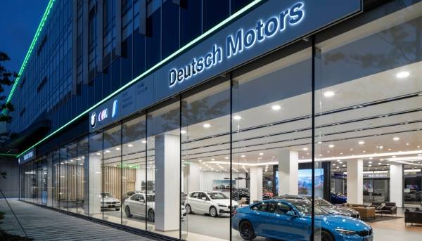 도이치모터스가 21년 만에 11개의 계열기업을 거느린 자동차 종합 유통기업으로 성장했다.