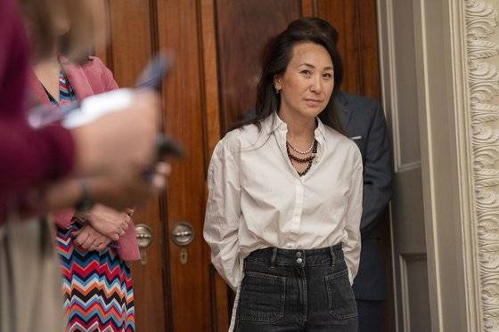 26일 국빈 만찬장 장식과 테이블 세팅 등 디자인을 총과한 한국계 미국인 정 리. [EPA=연합뉴스]