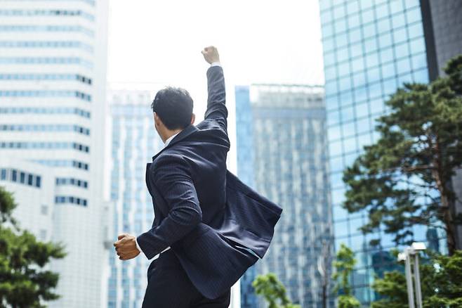 '필러 음경확대술'의 성분 종류에 따라 환자의 만족도에 차이가 난다는 연구 결과가 나왔다. 시술 후 음경의 크기(둘레)뿐 아니라 단단함과 지속성 모두를 감안한 결론이었다. [사진=게티이미지뱅크]
