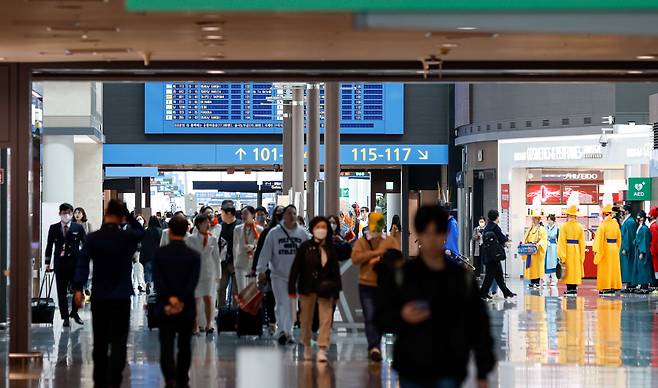 인천국제공항 탑승동 면세점 모습. /뉴스1