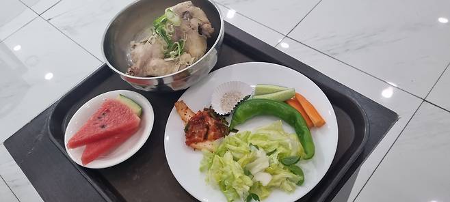반계탕. [루트로닉 제공]