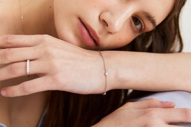 랩그로운 다이아몬드 기획전 .ⓒ디네치