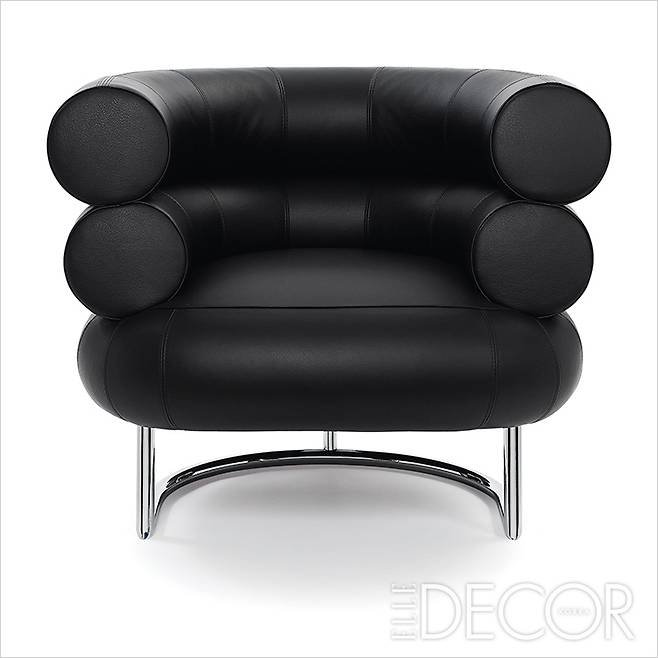 타이어 회사 미셸린의 마스코트 비벤덤에서 영감받은 비벤덤(Bibendum) 암체어.