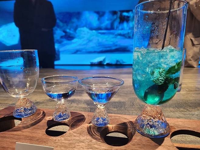 처음처럼을 위해 제작된 전용잔 '기슭잔'/사진=김아름 기자 armijjang@