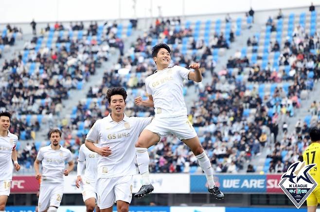 ▲ 29일 수원FC를 상대로 멀티골을 뽑아낸 나상호가 득점 선두에 올랐다 ⓒ 한국프로축구연맹