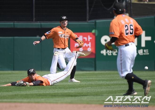 5회초 2사 2, 3루에서 서호철의 빗맞은 타구가 안타가 됐다. 대전=정재근 기자 cjg@sportschosun.com