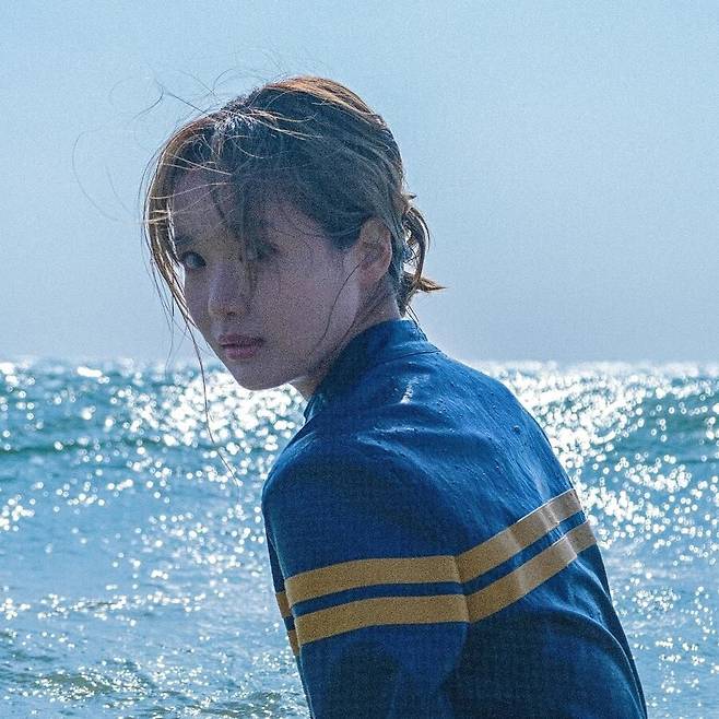 ▲ 한로로 '자처' 커버. 제공| studio MOS