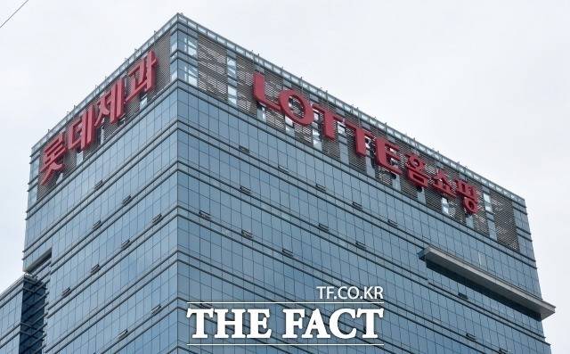 롯데웰푸드가 올해 제로슈거 제품의 매출 목표치를 500억 원으로 설정했다 /더팩트 DB