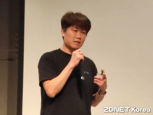 류석문 쏘카 CTO가'개발자를 움직이는 CTO의 미션과 비전'을 주제로 발표하고 있다.