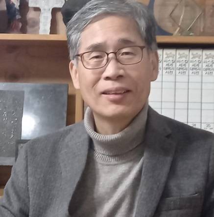 [서울=뉴시스] 신평 변호사. (사진=신 변호사 페이스북 캡처). photo@newsis.com *재판매 및 DB 금지