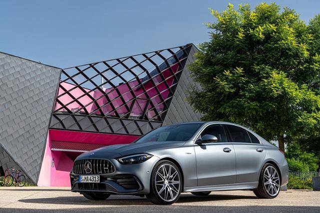 메르세데스-AMG C 43