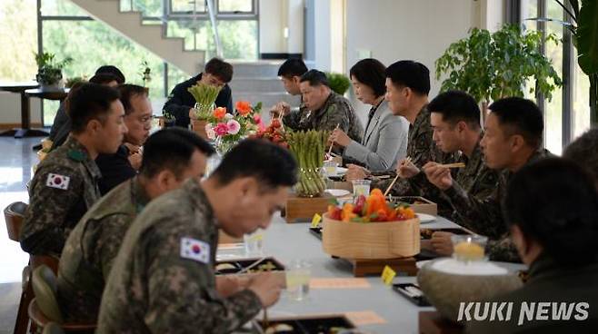 군장병 특식 지원사업이 화천 토마토 마을 외식지구 조성사업과 연계돼 시행을 앞두고 있다.(화천군 제공)