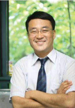 2018년 나무 성분으로 트랜지스터를 개발했던 주병권 고려대 전기전자공학부 교수[고려대 홈페이지 캡처]