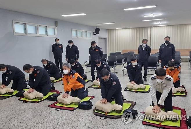 심폐소생술 체험 교육 [대구 서부소방서 제공. 재판매 및 DB금지]