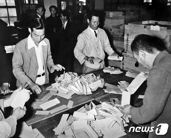 대한민국 첫 선거 개표현장(부산시선관위 제공)