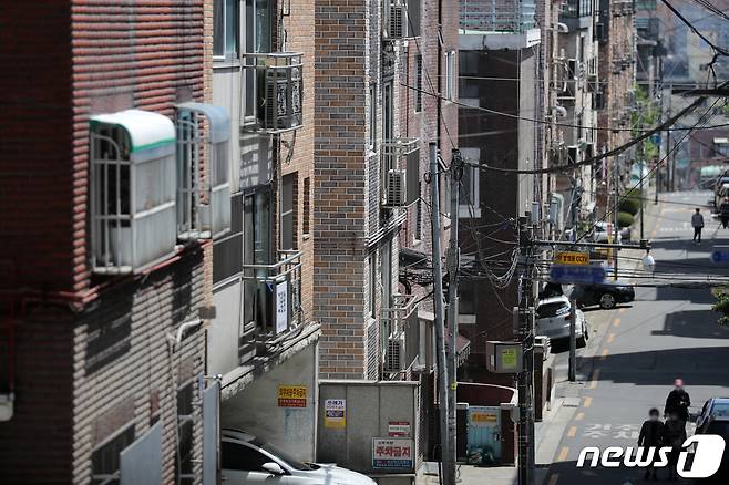 월세 30만원, 관리비는 33만원…전월세 신고제 시행 앞두고 '꼼수' 여전