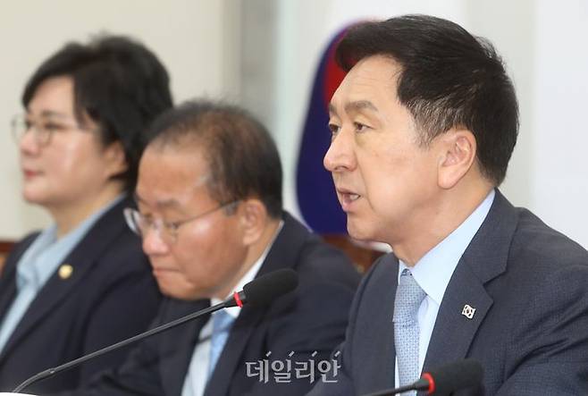 김기현 국민의힘 대표가 11일 오전 국회에서 열린 최고위원회의에서 모두 발언을 하고 있다. ⓒ데일리안 박항구 기자