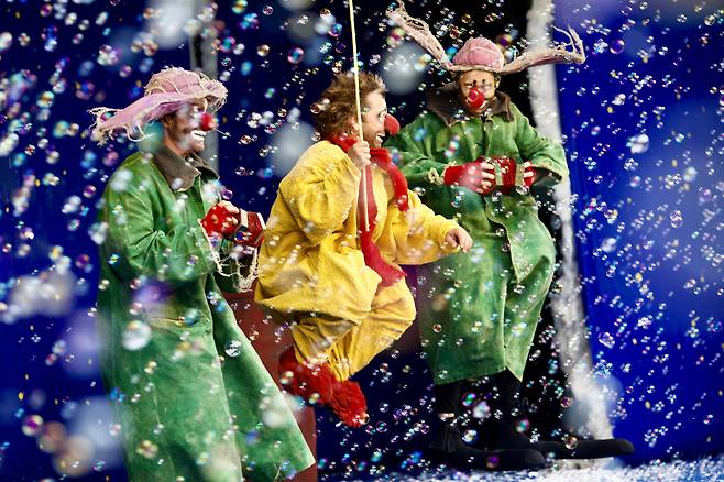 "Slava's Snowshow" (LG Arts Center)