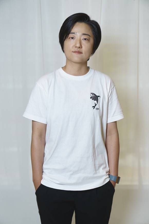 15일 바른손 스튜디오에 따르면 영화 '증인', 드라마 '이상한 변호사 우영우'의 극본을 쓴 문지원 작가가 '데프 보이스'의 연출을 맡는다. /ENA 제공