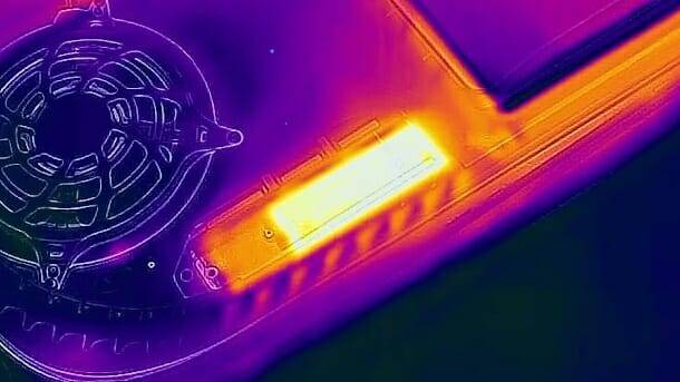 PS5에 NVMe SSD를 장착하고 장시간 구동하면 상당한 열이 발생한다. (사진제공=다나와)