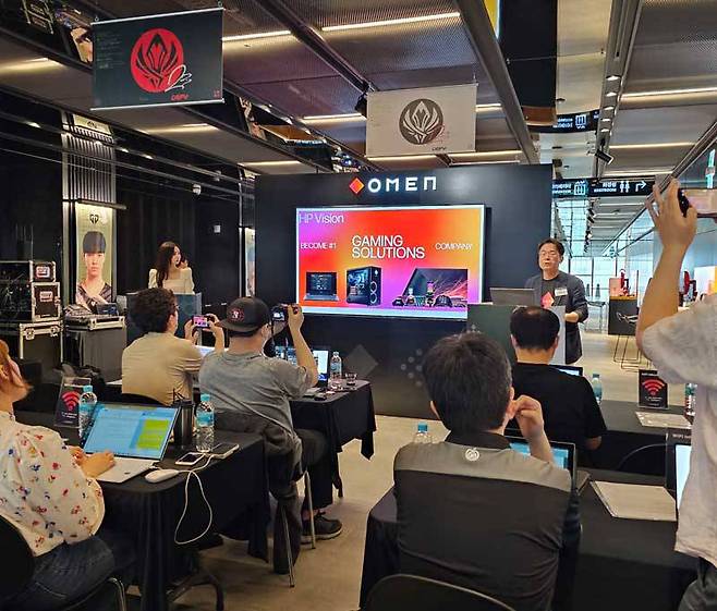 HP 게이밍 사업의 비전을 소개하는 HP 코리아 소병홍 전무