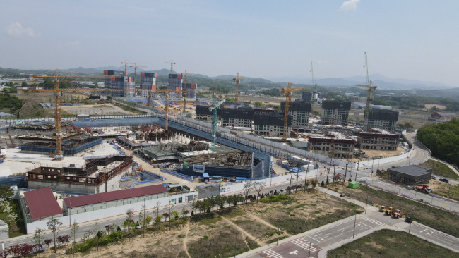 충북 음성 성본산업단지 일대 전경. 이 산단에는 2차전지 관련 기업이 들어서 있거나 투자가 예정돼 있다. 음성군청 제공