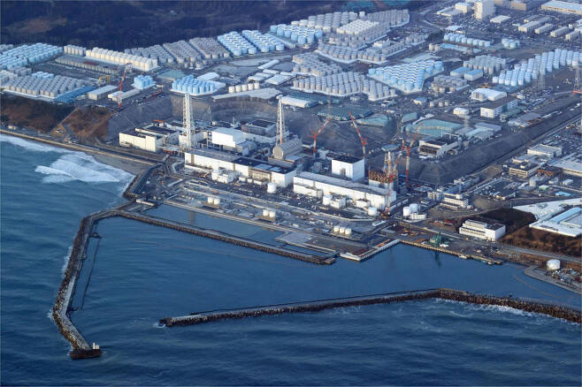 2022년 3월17일(현지 시각) 도쿄 북쪽의 후쿠시마현 오쿠마 마을에 있는 후쿠시마 제1원자력발전소 ⓒAP=연합