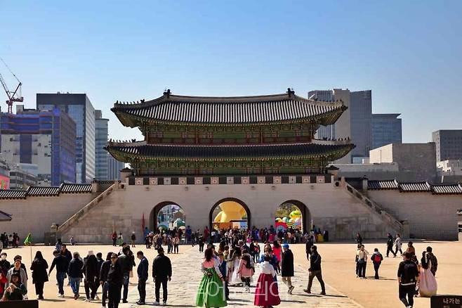 조선 왕실 체험을 할 수 있는 경복궁 근정전&nbsp;