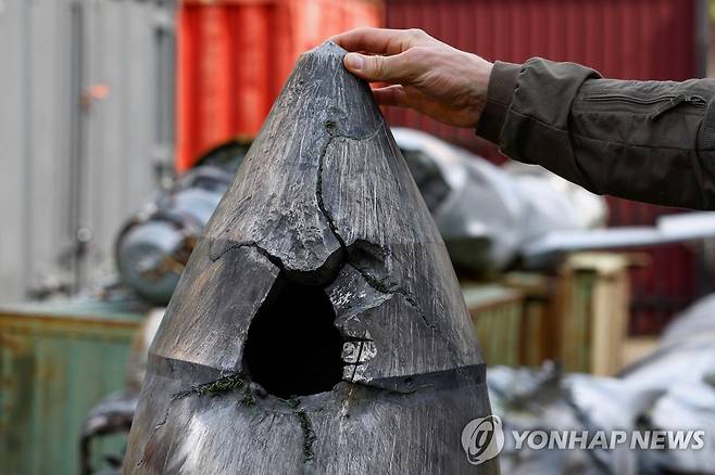 우크라이나군 "격추한 러 킨잘 미사일 탄두" [로이터 연합뉴스 자료사진]