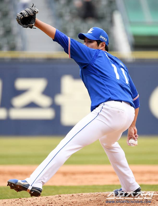 2023 KBO리그 시범경기 두산 베어스와 삼성 라이온즈의 경기가 25일 잠실에서 열렸다. 삼성 홍정우가 역투하고 있다. 잠실=박재만 기자 pjm@sportschosun.com/2023.03.25/