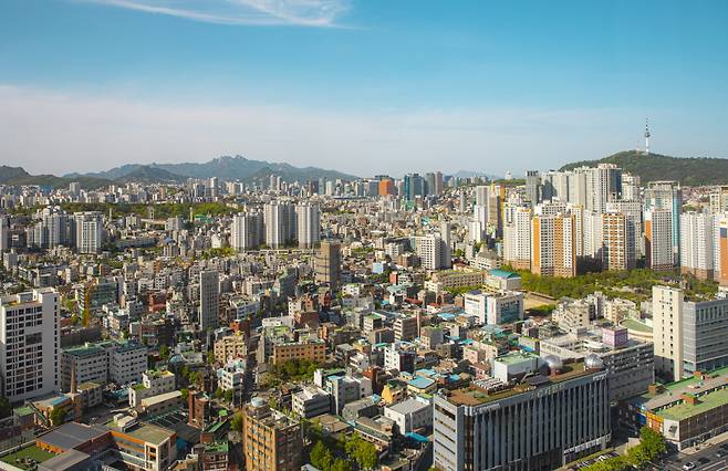 이비스 스타일 앰배서더 서울 용산에서 본 서울 풍경