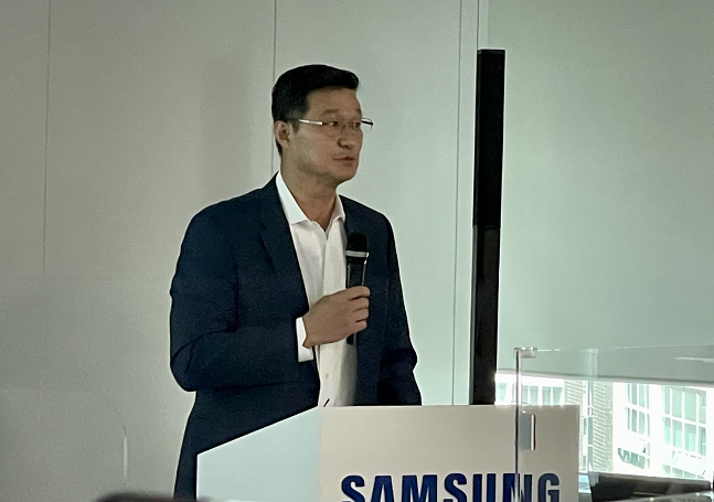 23일 서울 중구 삼성전자 기자실에서 혼 팍 삼성전자 MX사업부 디지털 헬스팀장 상무가 삼성 헬스 관련 브리핑을 하고 있다./사진=백유진 기자 byj@