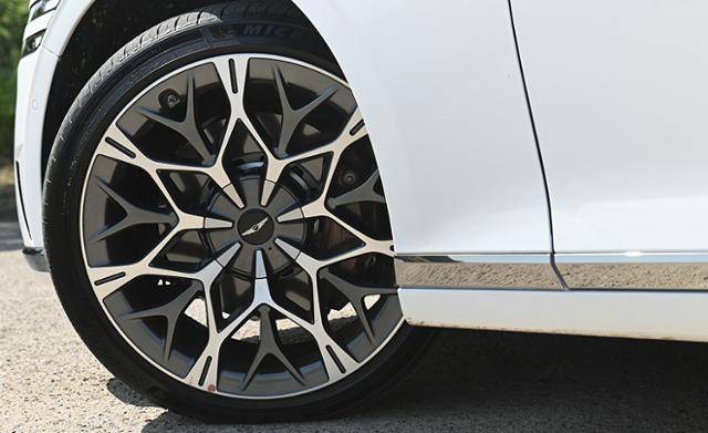 제네시스 G90 3.5 T e-SC AWD