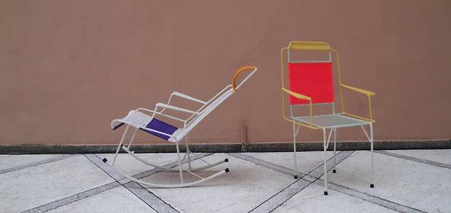 2012년 밀라노 가구 박람회(Milan Furniture Fair) 'MARNI Boutique's CHAIR_ Courtesy of TLmag. Photographs by Sofie Brunner
