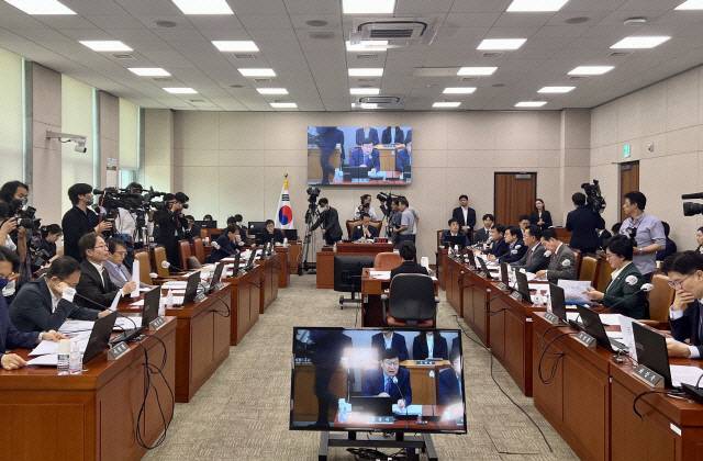 ▲ 25일 오전 서울 여의도 국회 본청에서 법제사법위원회 전체회의가 열리고 있다. 이세훈