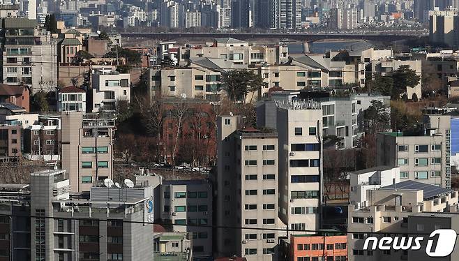 서울 용산구 한남동에서 바라본 고급 주택단지의 모습. 2022.12.14/뉴스1 ⓒ News1 김진환 기자