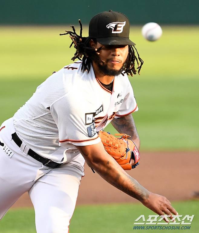 16일 대전 롯데전에 선발등판한 페냐는 6이닝 1실점 호투를 했다. 박재만 기자pjm@sportschosun.com