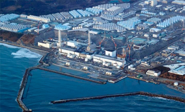 지난 2022년 3월 17일 일본 후쿠시마현 오쿠마마치 치에 위치한 후쿠시마 제1 원자력발전소의 모습. 후쿠시마=AP/뉴시스