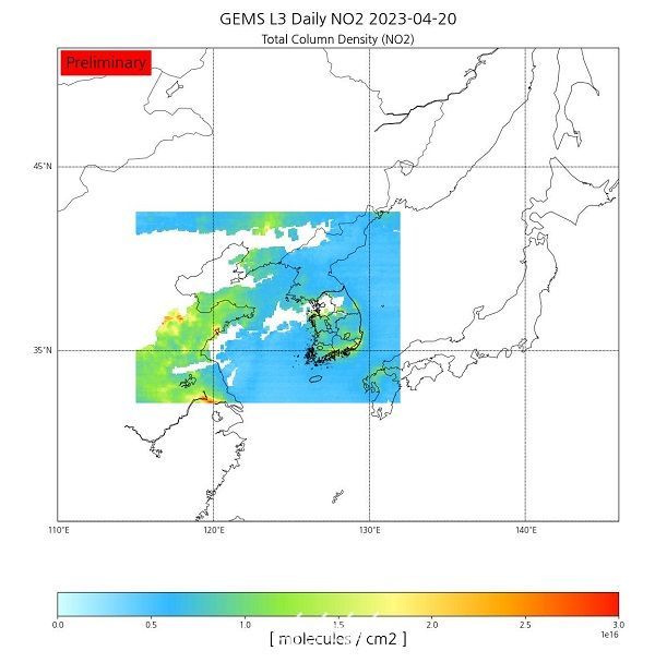 국립환경과학원이 지난 4월 20일 기준 한반도 주변 평균 이산화질소 농도를 격자화해 보여주고 있다. ⓒ국립환경과학원